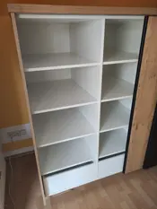 Schiebetür-Schrank